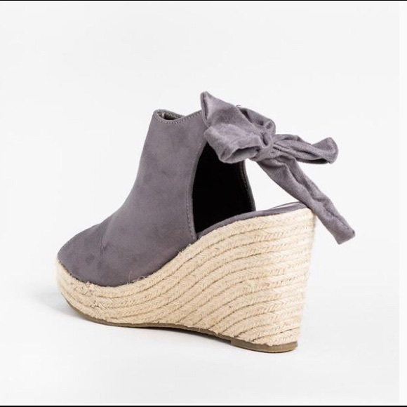 Ankle Bow Espadrille 2 left!! - Picture 6 of 6